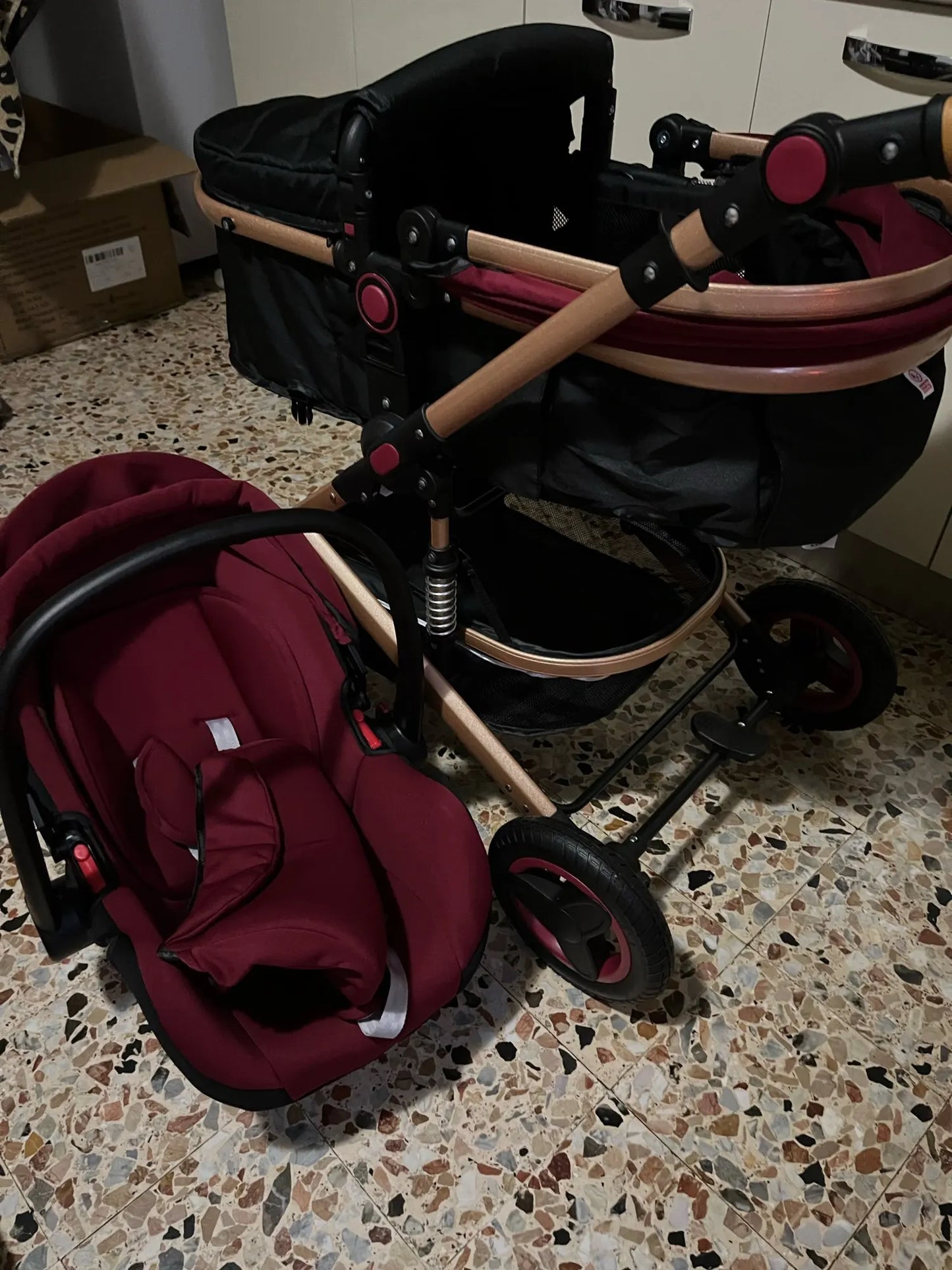 La Poussette N°1 de chez YAZOCO pour le confort et l'élégance.